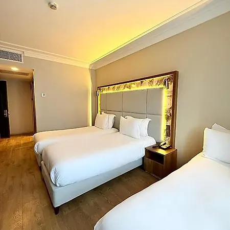 Hotel The Yali Izmir 3*